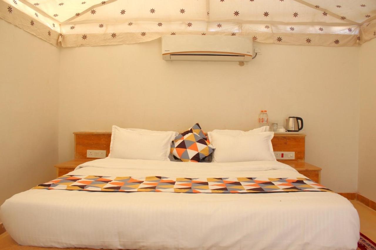 Best Desert Camp In Jaisalmer Red Velvet Екстер'єр фото