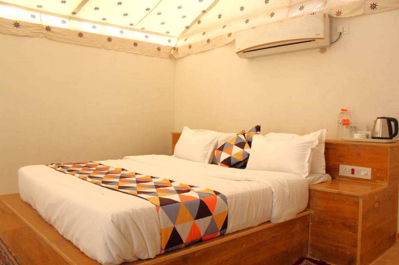 Best Desert Camp In Jaisalmer Red Velvet Екстер'єр фото